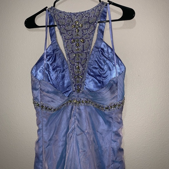 Women’s Flowy Dress - Picture 3 of 3